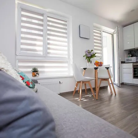 The Charm Of Ozas Apartman